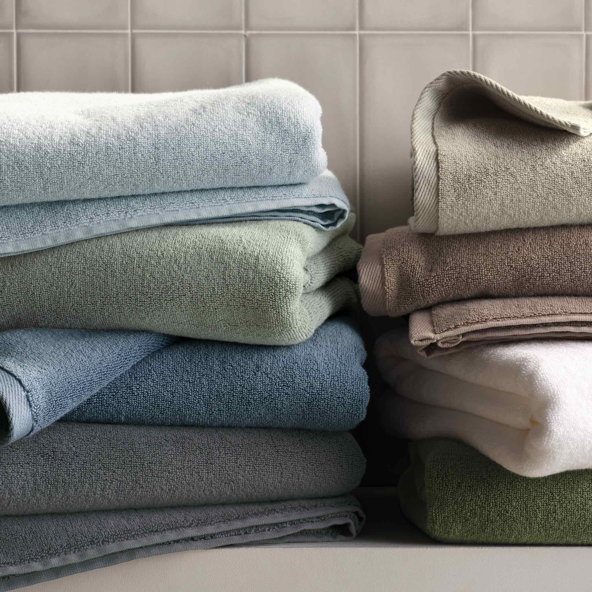 Plush Turkish Cotton Set of 4 Bath Towel Bundle