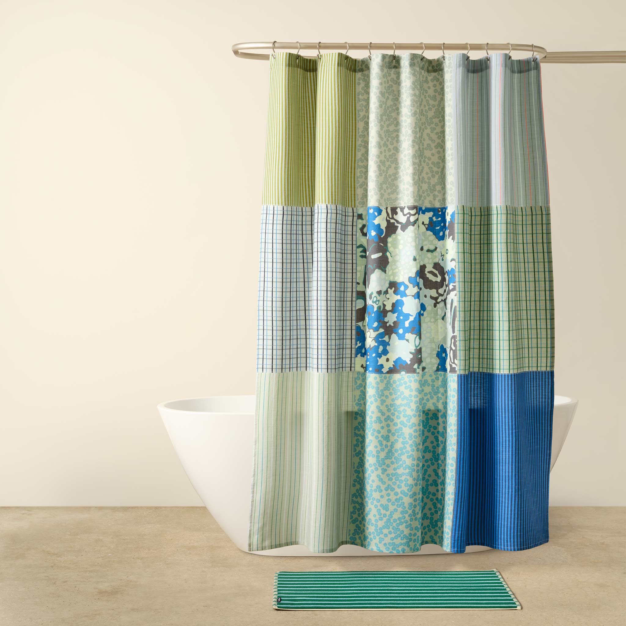 Reversible Looped Bath Mat
